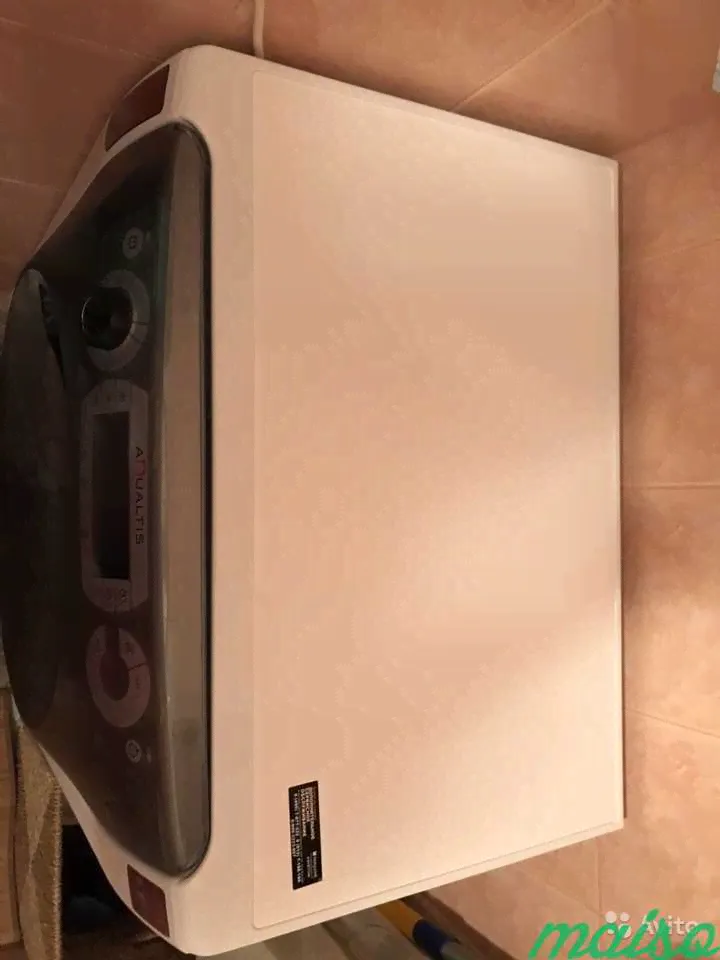 Стиральная машина Hotpoint Ariston Aqualtis в Москве